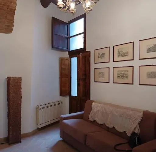 Apartment Charming In Medieval Tower